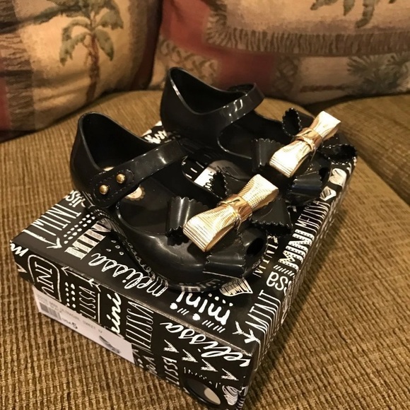 mini melissa black bow shoes